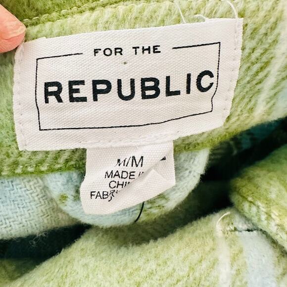 For The Republic Womens M Cropped Jacket Shacket Green Plaid Outdoor Button - Picture 5 of 10